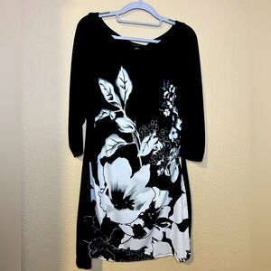 White House Black Market Black and White Floral Midi Dress